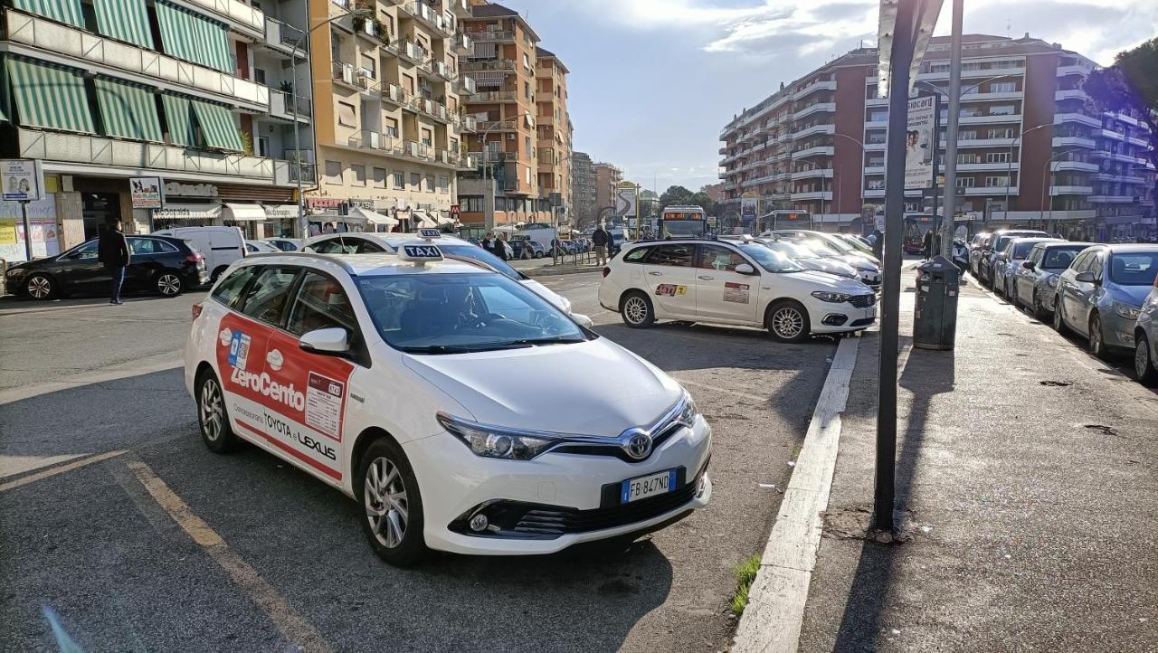 Apartmán Casa Mia Metro A 100Mt Řím Exteriér fotografie